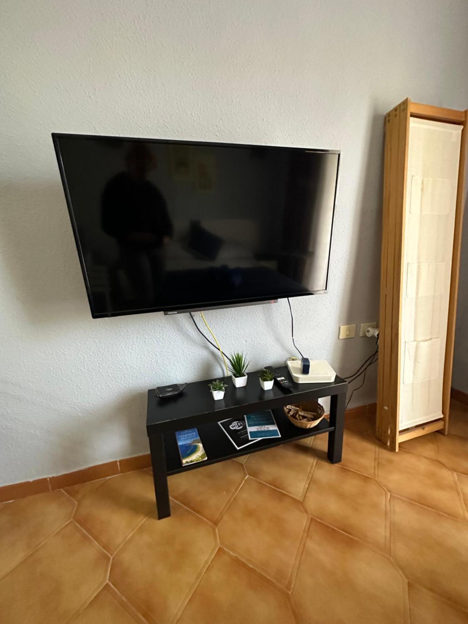 Tenerife Beach Front & Sea View لوس كريستيانوس المظهر الخارجي الصورة